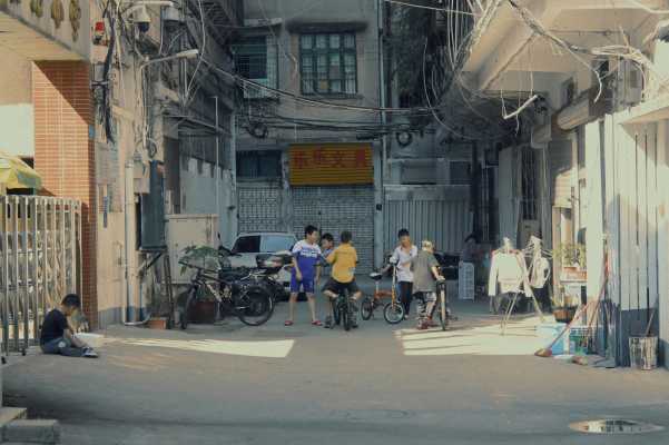 陈思创 摄影作品集_43回到小学.jpg